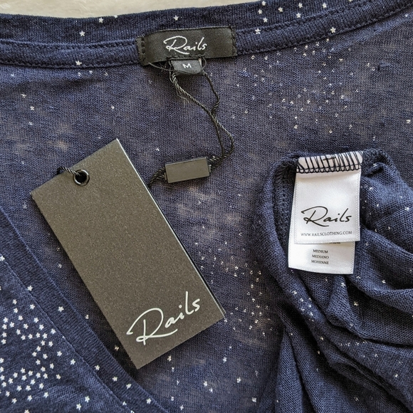 Rails Tee Linen Blend Star Print V-Neck Short Sleeve Semi Sheer Navy White M NWT - Picture 11 of 11